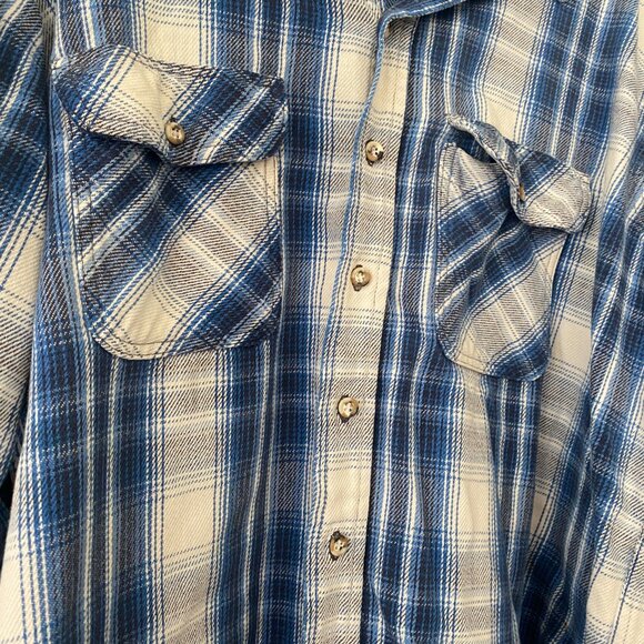 Oversized MTV Patch Flannel - Picture 3 of 7